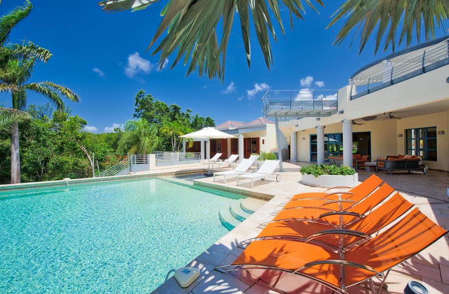 Blue Palm Villa