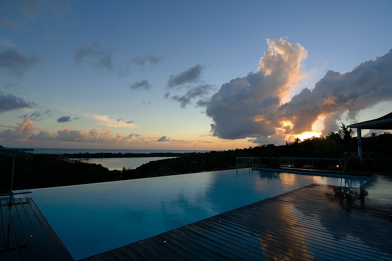 10907_Sunset_pool